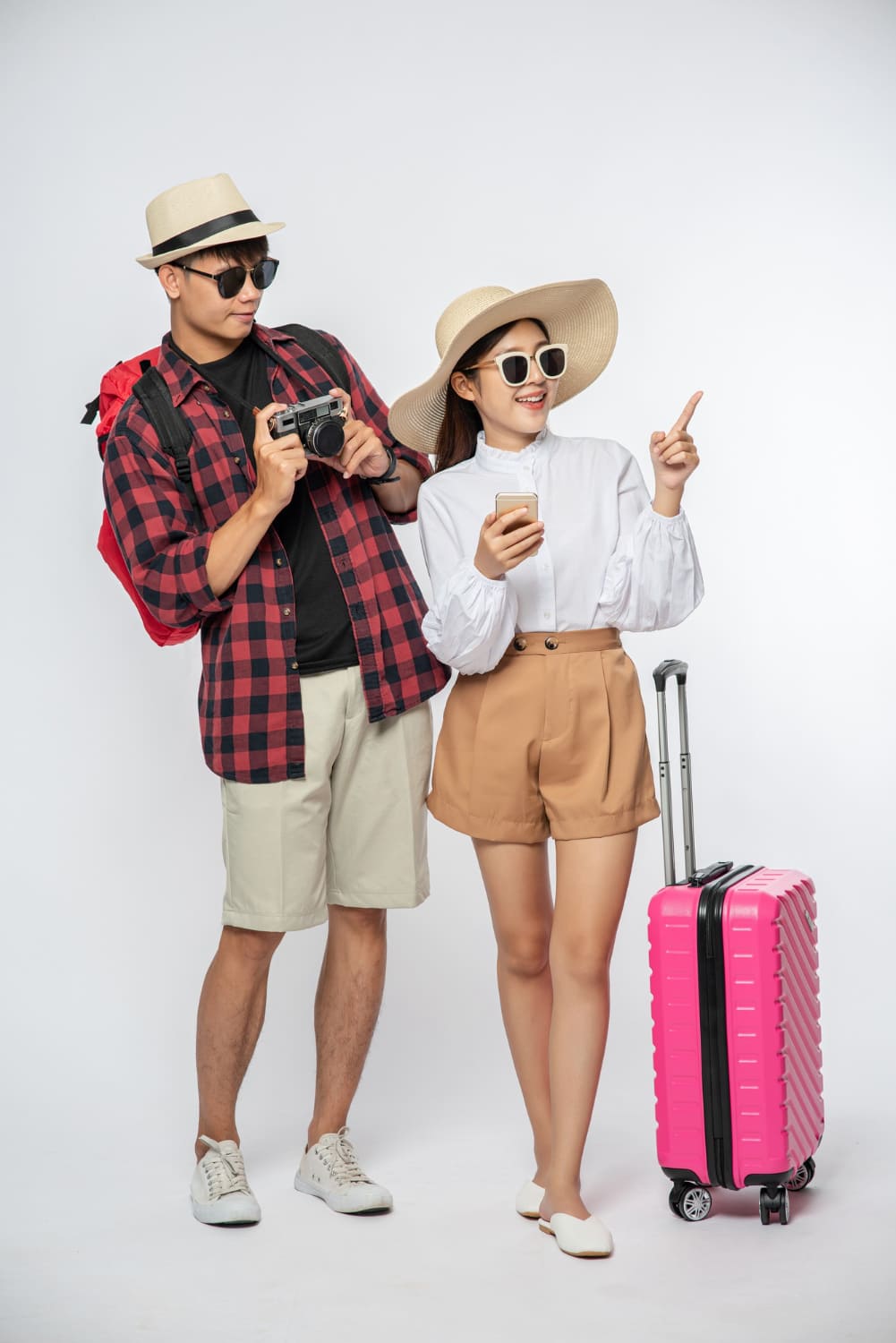 personas viajando min